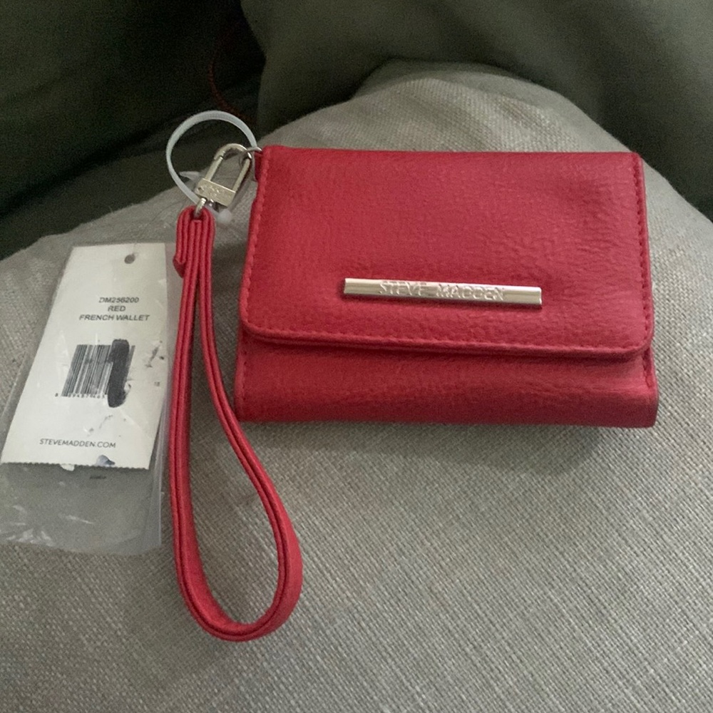 Steve Madden Wristlet NWT